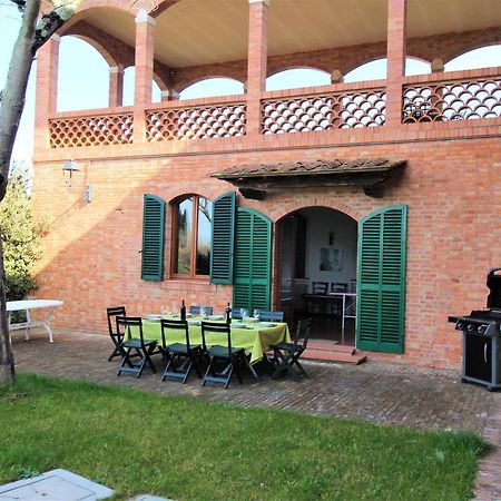 Villa Larniano Siena Esterno foto