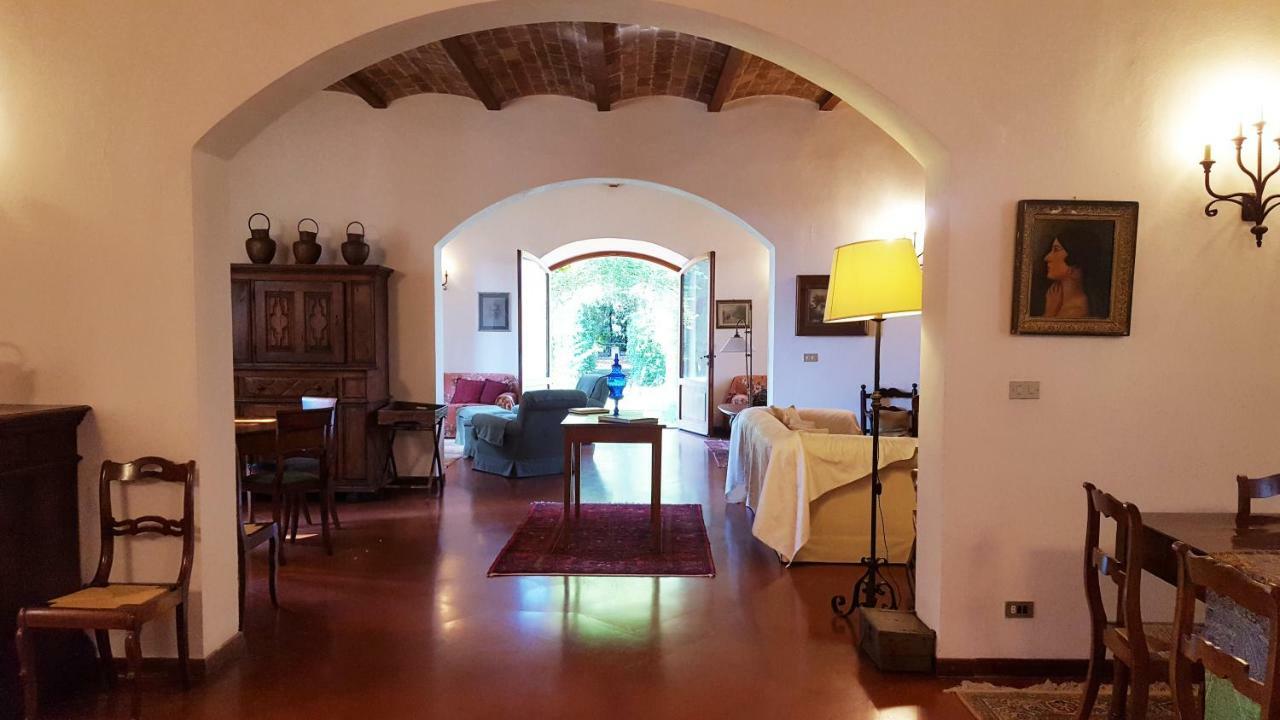 Villa Larniano Siena Esterno foto